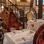Hotel Tuvana