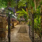 Tuvana 4*