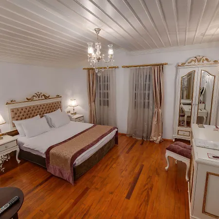 Hotel Tuvana