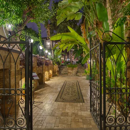 Tuvana 4*