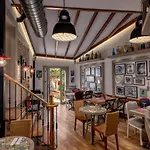 Hotel Tuvana
