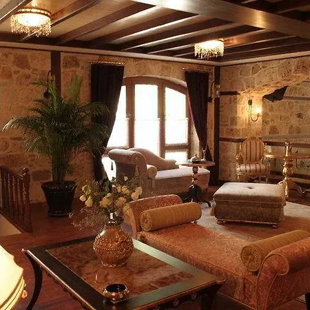 Hotel Tuvana