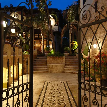 Hotel Tuvana Antalya