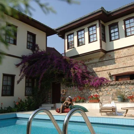 Hotel Tuvana