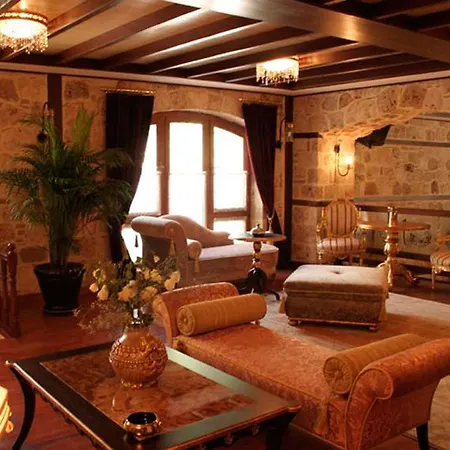 Tuvana Hotel